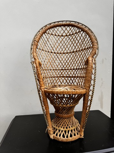 Vintage wicker rattan - vintage, peacock