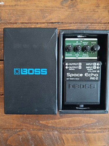 Boss space echo - space,