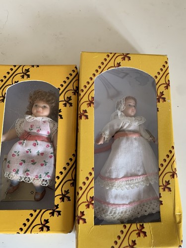 Dolls house children - house, boxes
