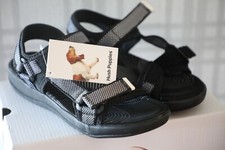 BNIB Ladies Hush Puppies