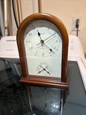 Vintage La Crosse Radio Controlled Mantle Clock. Works. 2005 LaCrosse