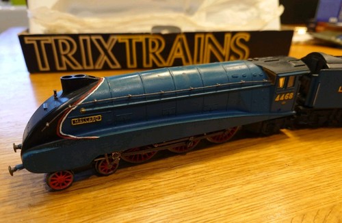 Vintage trix trains - trix,
