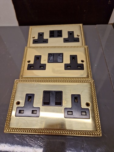 Three georgian brass - brass, rope