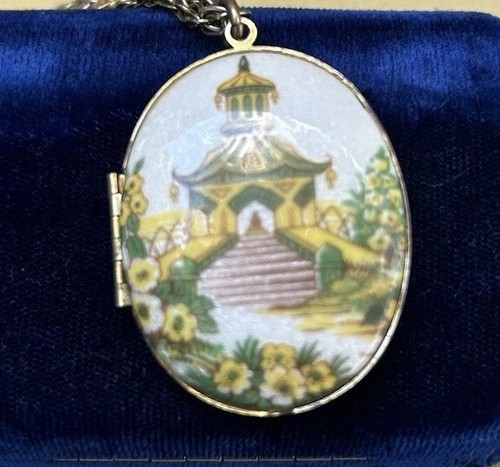 Vintage double photo locket - vintage,