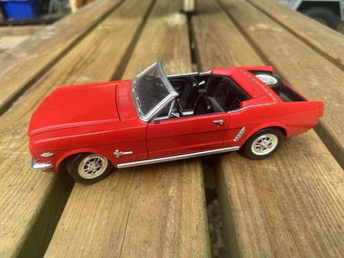 Scale diecast model of - scale,