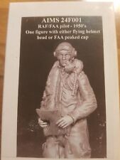1:24 Scale RAF/FAA pilot - 1950's pilot figure 2 heads Flying helmet/Peaked cap