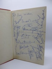 MATT BUSBY MY STORY  SIGNED BY BUSBY AND 17 BUSBY BABES.INCREDIBLY SCARCE.