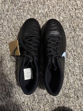 Nike Tiempo Legend 10 Club