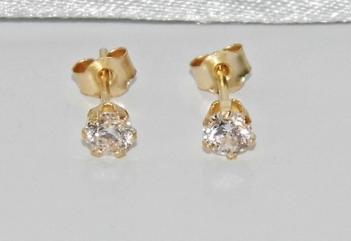 9ct gold 25ct simulated - 9ct,