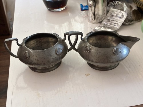 English pewter hammered cream - english,