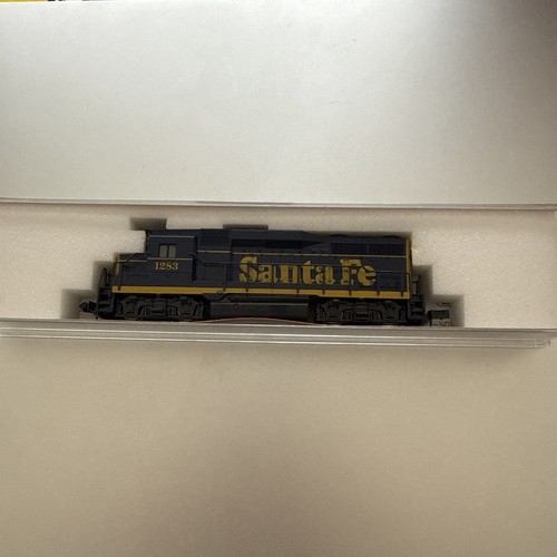 Kato santa 1283 gauge - kato, n