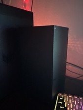 Xbox Series x 1TB Black- Mint