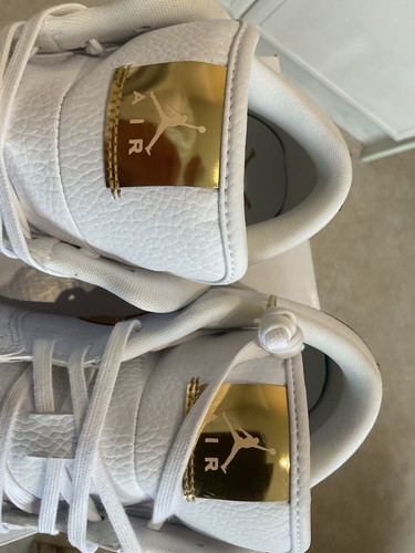 Air jordan lows triple - 1, white