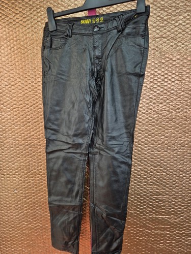 Primark size black faux - 8,