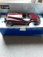Burago 5502 1/24 Jaguar XK120 Roadster 1948 Diecast Metal Kit Boxed