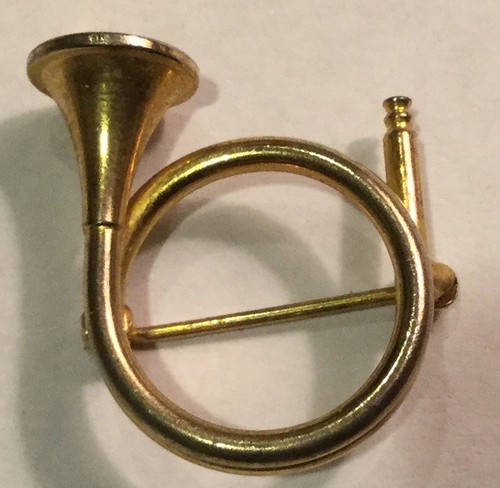 Fox hunting horn gold like - horn,