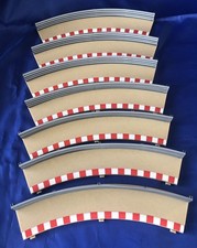 SCALEXTRIC CURVED GRAVEL SAND BORDER L7989 & L7990 BARRIERS x 7. GREAT CONDITION