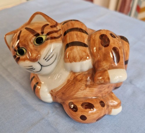 Quail pottery ceramic cat - quail,