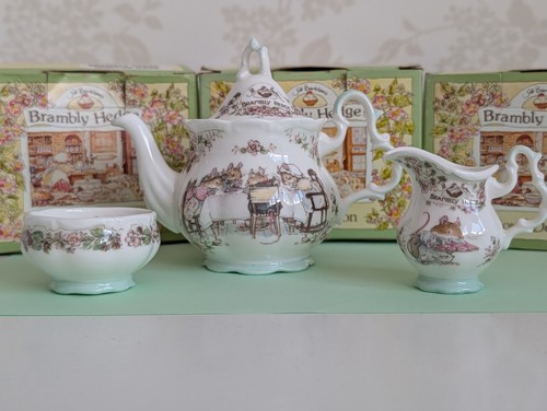 Royal doulton brambly - brambly, hedge