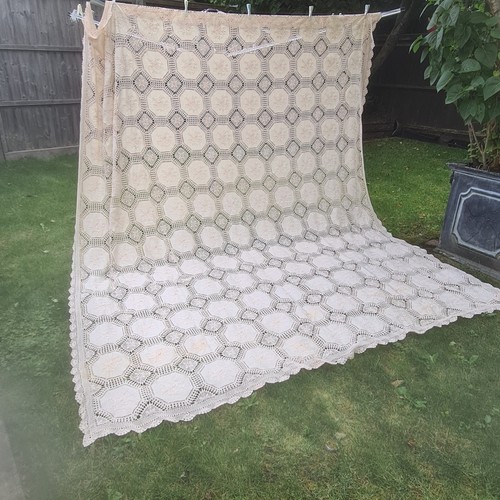 Huge hand embroidered linen - hand,