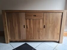A Large Willis And Gambier Solid Oak Wood Sideboard