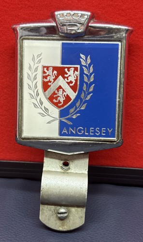 Vintage anglesey car - anglesey, badge