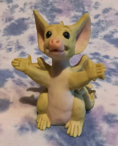Pocket dragon big hug - , "