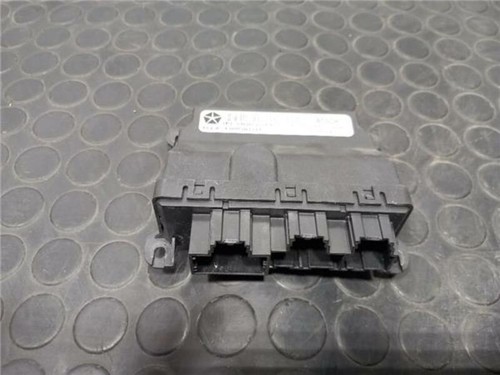 04602922aa closure switchboard - 04602922aa,