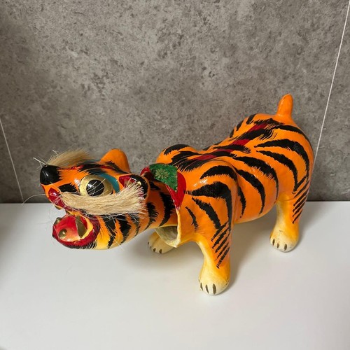 Japanese nodding tiger - japanese,