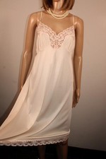 VTG ST MICHAEL PINK SILKY SHIMMERING NYLON FULL SLIP, PETTICOAT SIZE 18