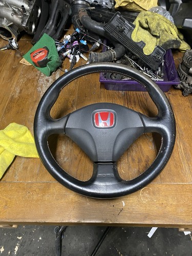 Honda momo steering wheel type - honda,