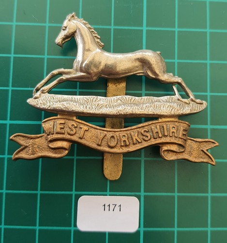 Original cap badge 1171 west - badge:, 1171)