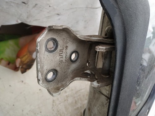 Front door hinge - ,
