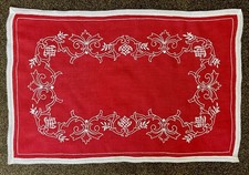 Vintage French Embroidered Tray Cloth Lace Edge Christmas Table  23x15 Inches