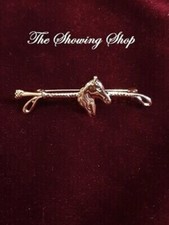 THE SHOWING SHOP GOLD HORSE HEAD STOCK PIN