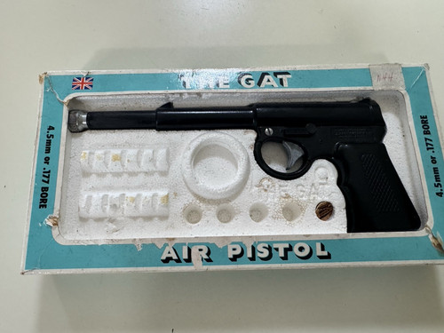 The gat air pistol - air,