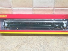 Hornby R4915D GWR MK3 Sliding