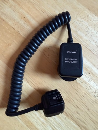 Canon off camera shoe - cord,