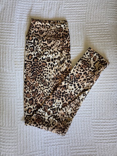 Lularoe leopard leggings - leopard,