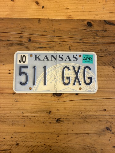 Vintage kansas car - kansas, license