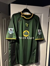 Norwich City 2004/06 Away shirt 