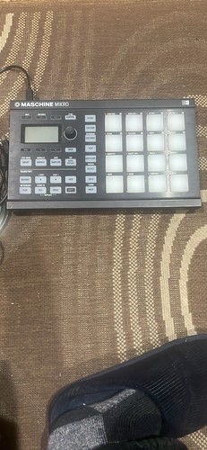 Native instruments maschine - instruments,