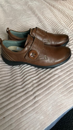Ladies leather ecco shoes - ladies,