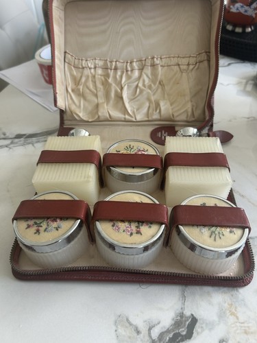 Vintage ladies petit - vintage,