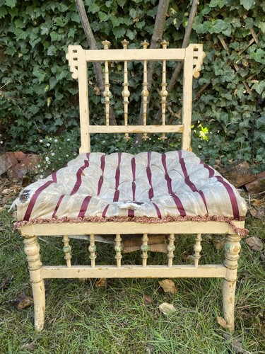 Arts and crafts chair - and,
