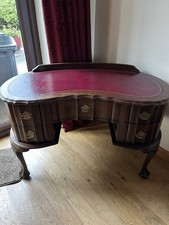 Victorian Desk Kidney Form