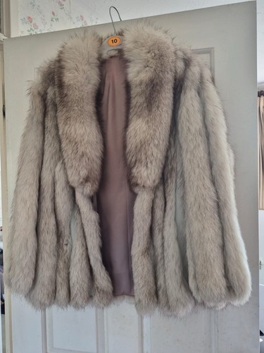 Arctic fox fur coat - fox, women's