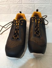 DeWalt Safety Trainers Size