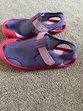 Nike kids summer sandals size