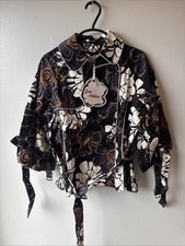 Women’s New With Tags Large